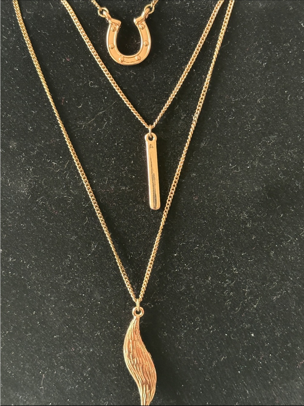 Gold Layered Pendant Necklace Set - Women Jewelry Steve Madden new